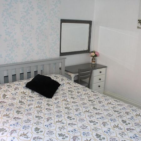 U-Din Homes Weymouth Bagian luar foto