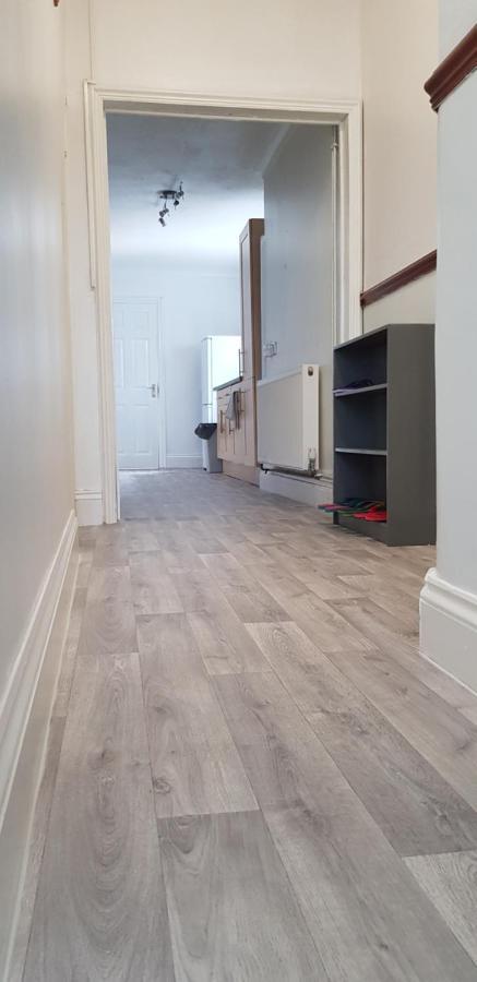 U-Din Homes Weymouth Bagian luar foto