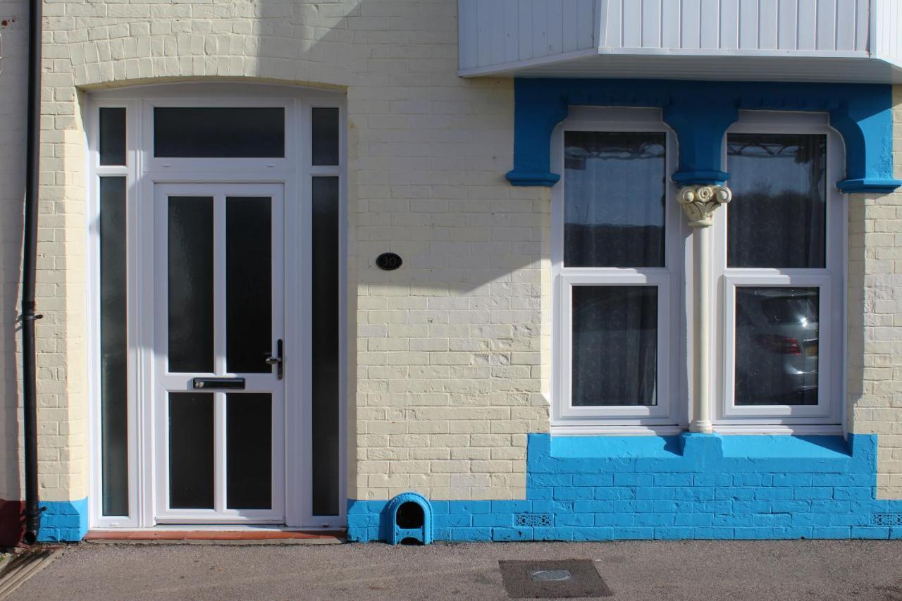 U-Din Homes Weymouth Bagian luar foto