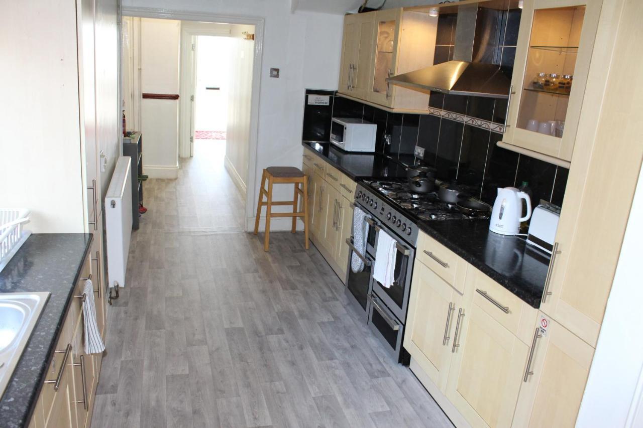 U-Din Homes Weymouth Bagian luar foto